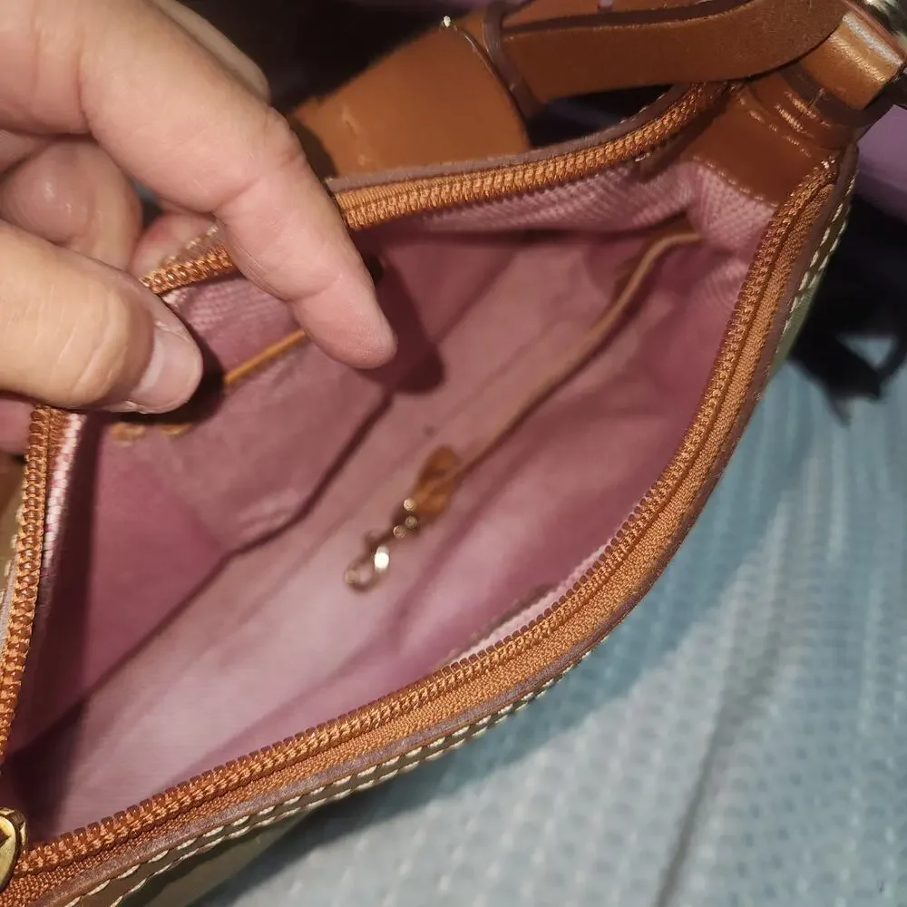 DOONEY & BOURKE EUC TAN NYLON ZIP TOP SATCHEL BAG